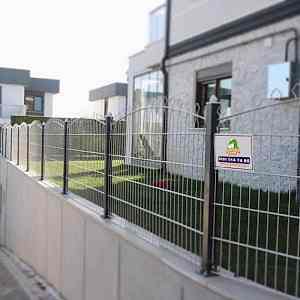 bahçe çiti direği