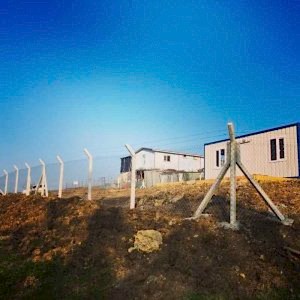 beton direkli örgü tel çit fiyatları