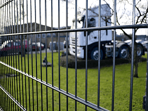 dekoratif panel çit birim fiyat